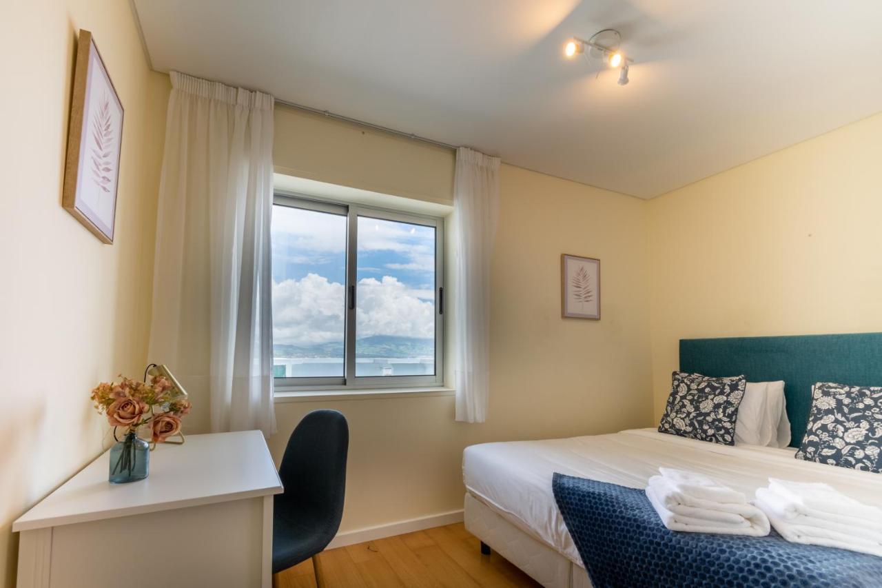 Atlantic Penthouse - City, Montain & Ocean - Free Parking Понта Делгада Екстериор снимка